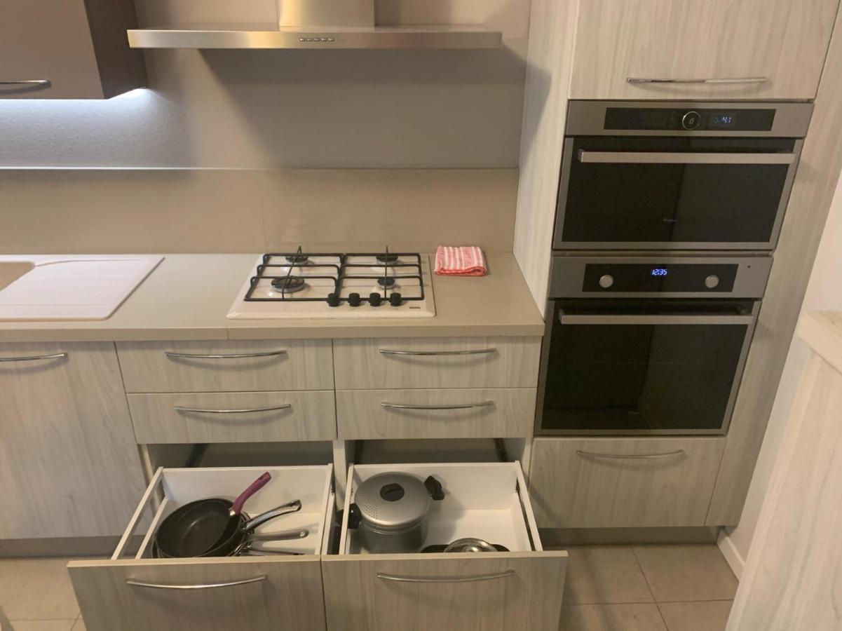 Le Noir Appartment Peschiera del Garda Zewnętrze zdjęcie